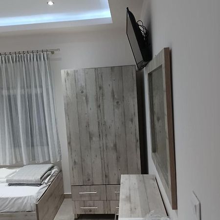 Ladenis Studios 네아 플라기아 외부 사진